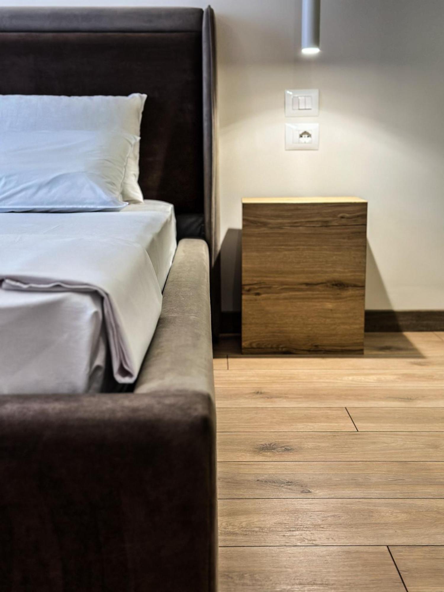 Alexander Rooms & Apartments Durres Ngoại thất bức ảnh
