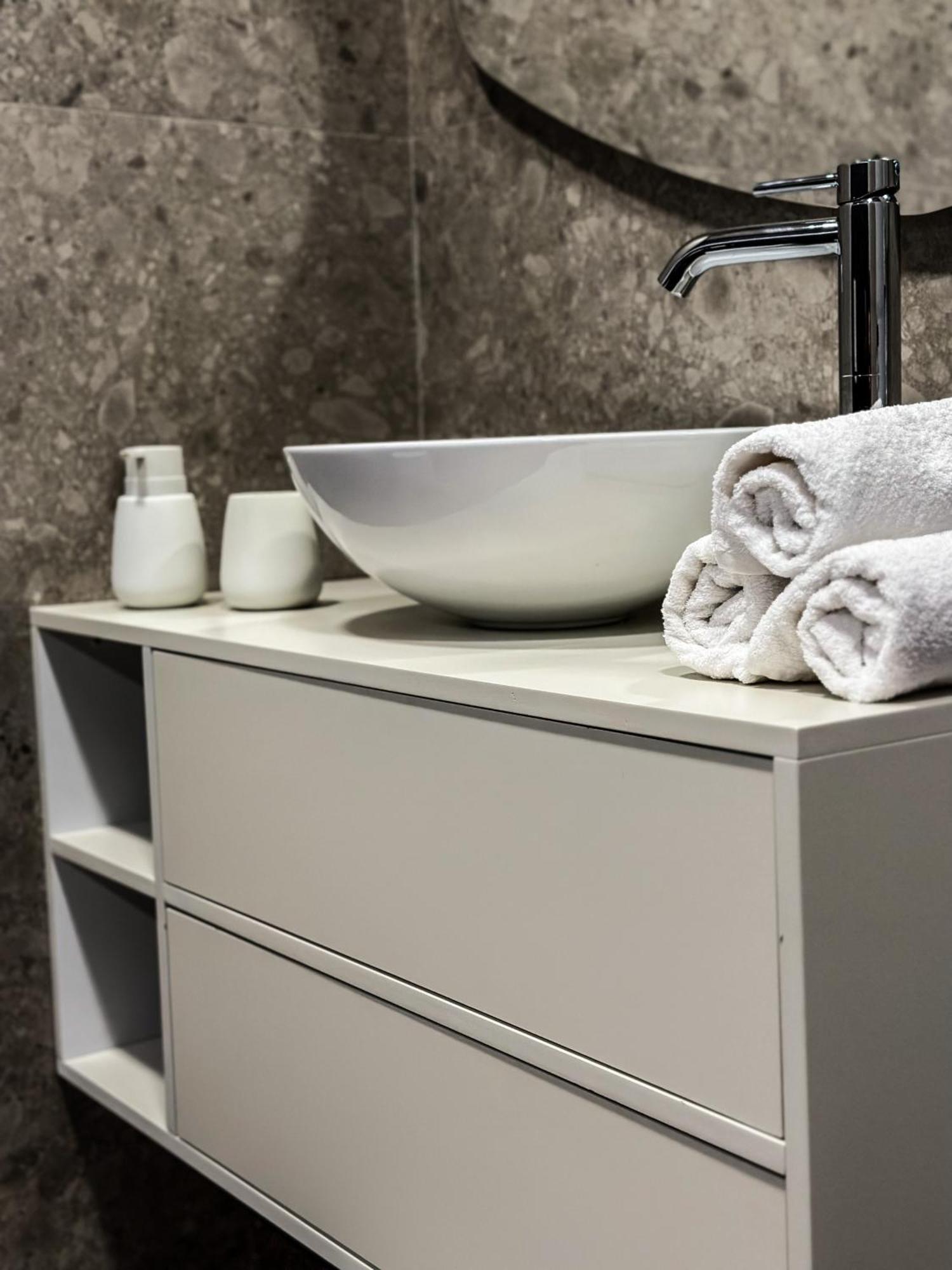 Alexander Rooms & Apartments Durres Ngoại thất bức ảnh
