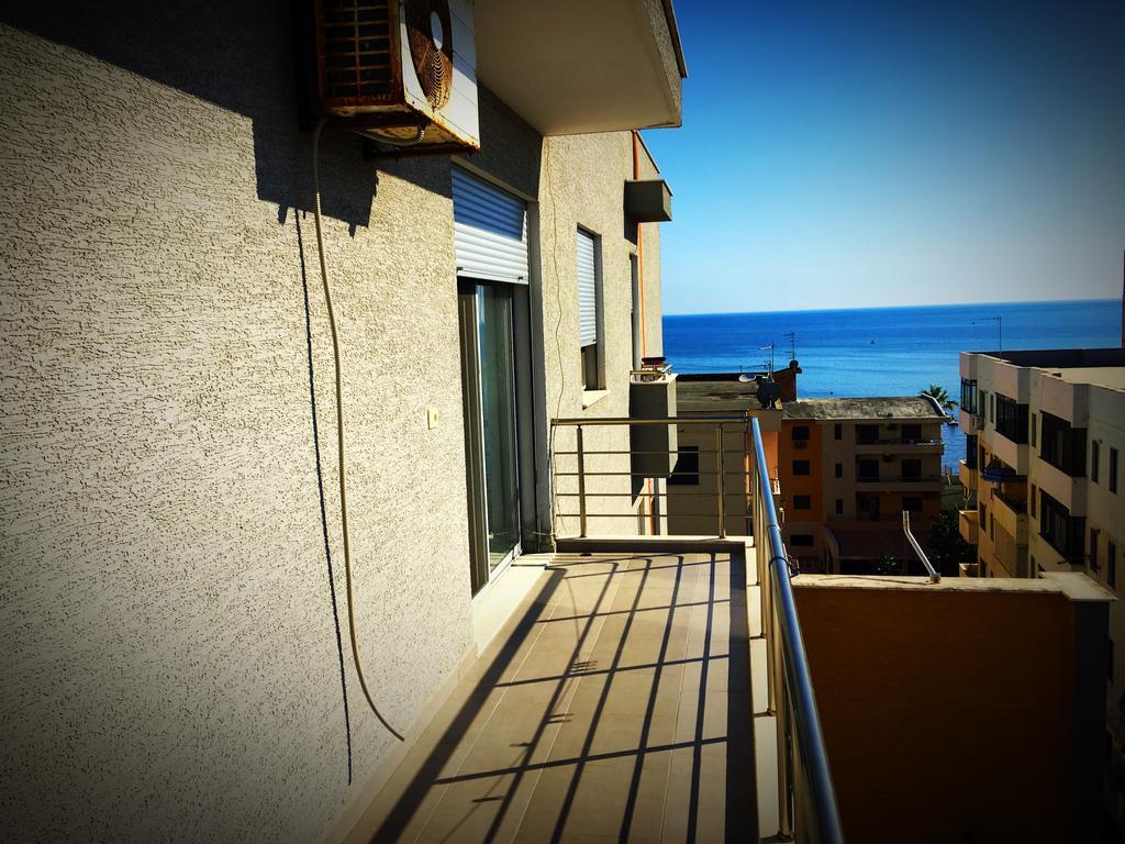 Alexander Rooms & Apartments Durres Ngoại thất bức ảnh