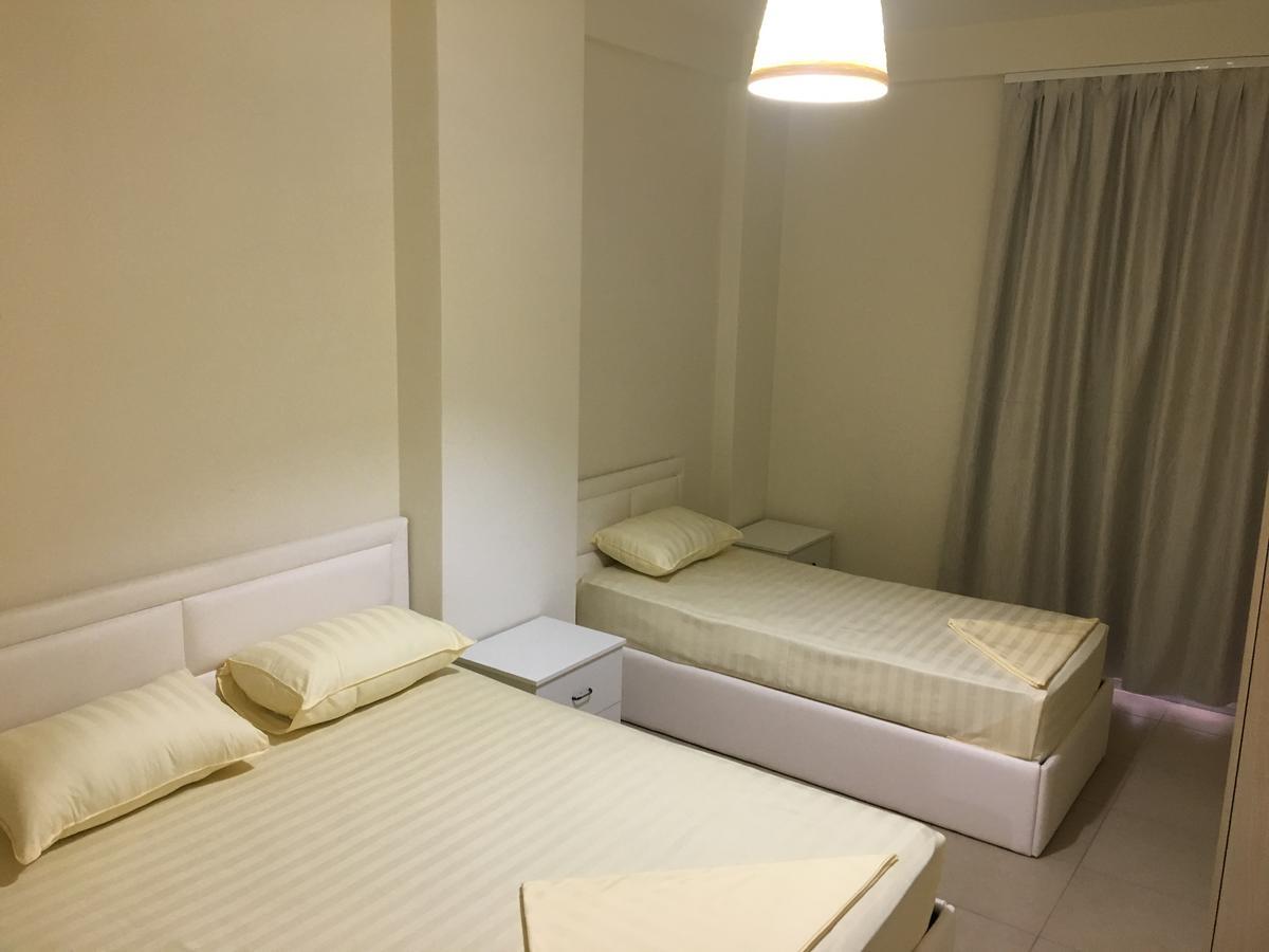 Alexander Rooms & Apartments Durres Ngoại thất bức ảnh