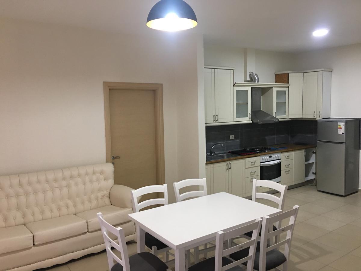 Alexander Rooms & Apartments Durres Ngoại thất bức ảnh