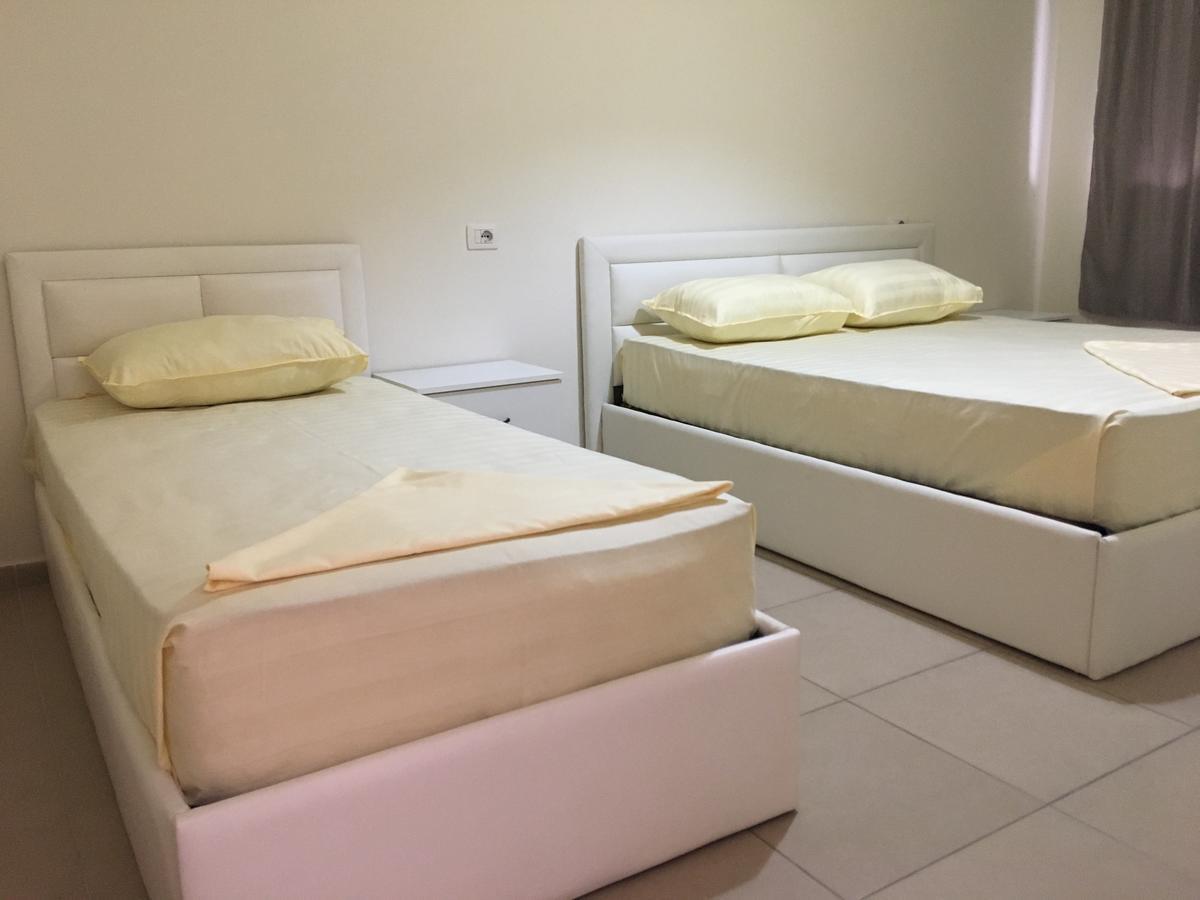 Alexander Rooms & Apartments Durres Ngoại thất bức ảnh
