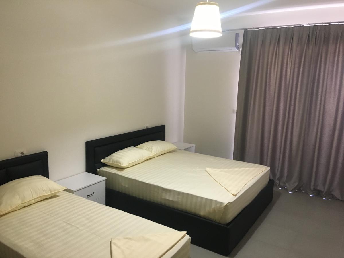 Alexander Rooms & Apartments Durres Ngoại thất bức ảnh