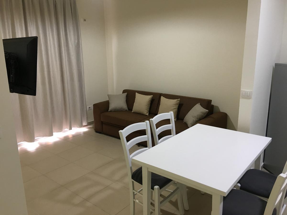 Alexander Rooms & Apartments Durres Ngoại thất bức ảnh