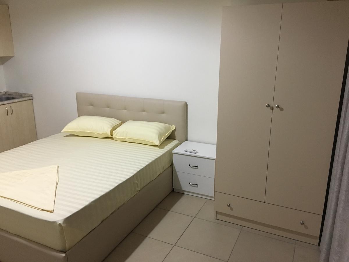 Alexander Rooms & Apartments Durres Ngoại thất bức ảnh