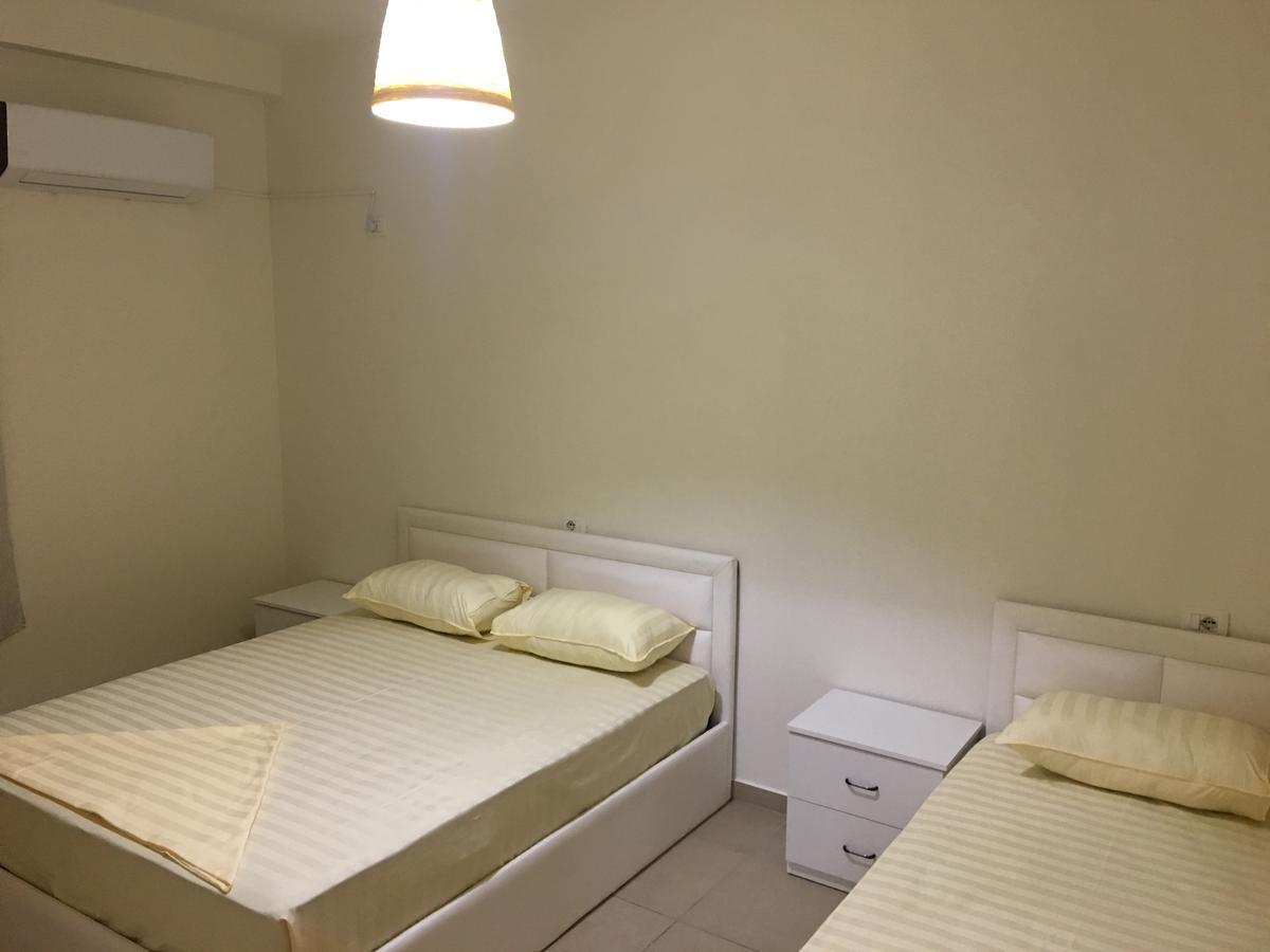 Alexander Rooms & Apartments Durres Ngoại thất bức ảnh